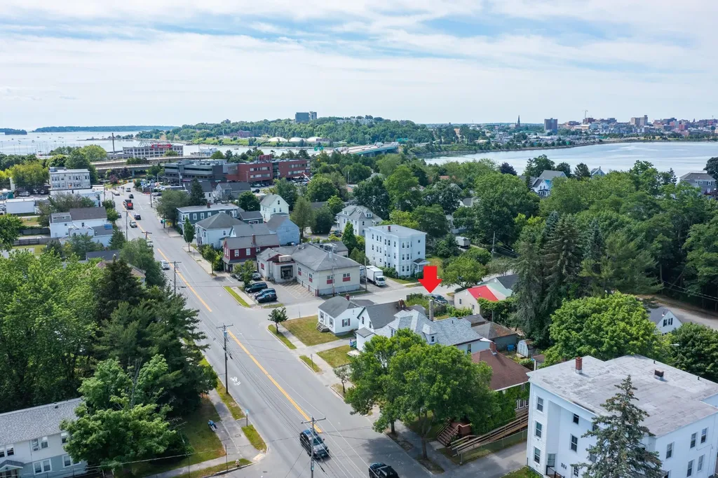 568-570 Washington Avenue Portland ME 04103