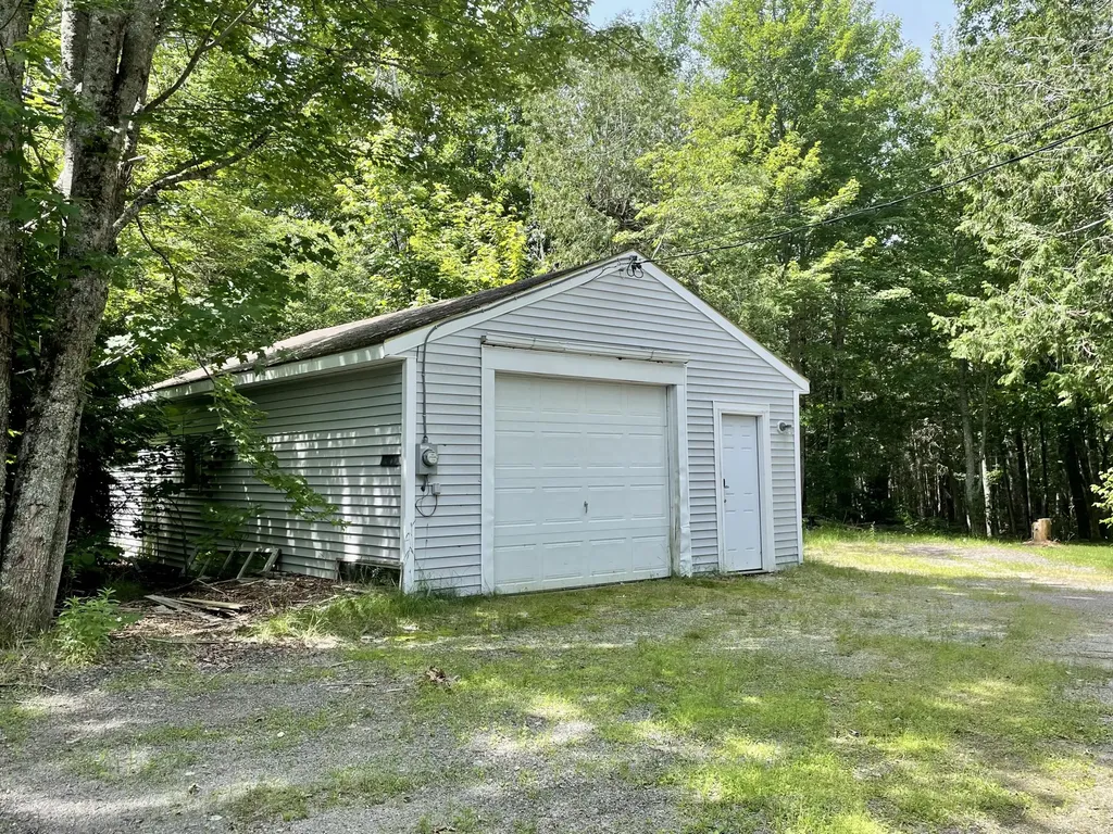 1068 Bangor Road Ellsworth ME 04605