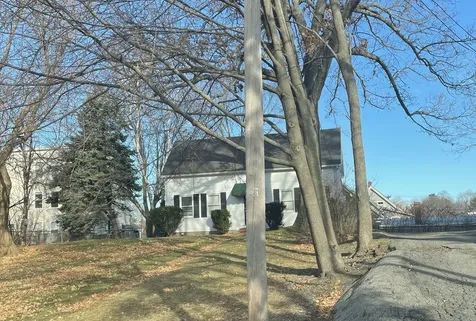 39 Burnham Street Portland ME 04102