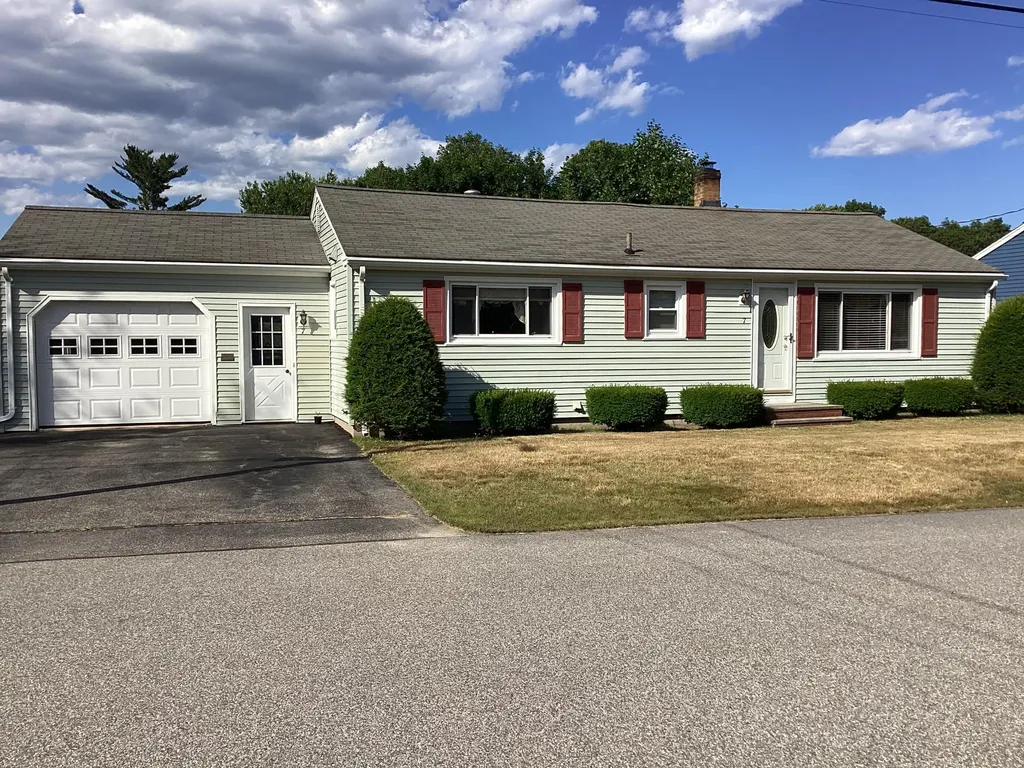 7 Bergeron Lane Biddeford ME 04005
