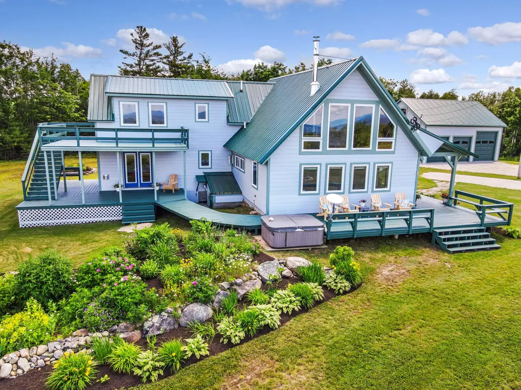 50 Five Corners Road New Sharon ME 04955