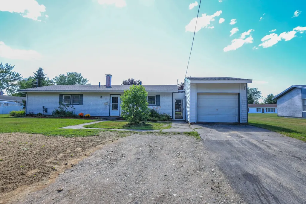 58 Randolph Drive Bangor ME 04401
