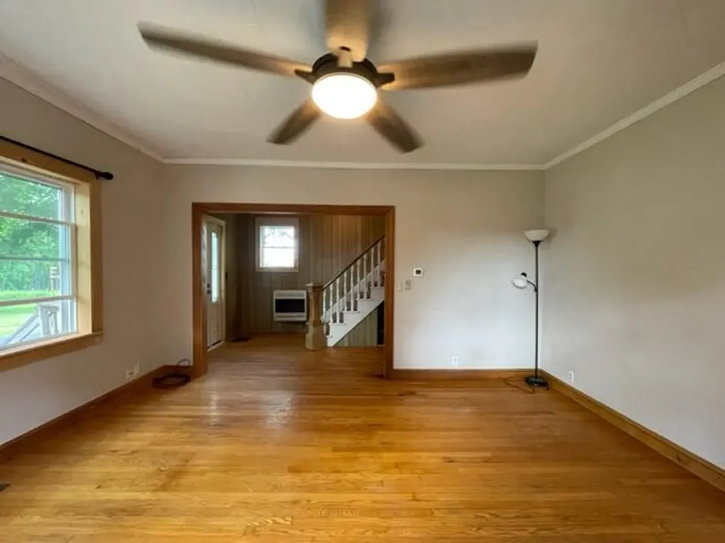 90 Swan Street Calais ME 04619