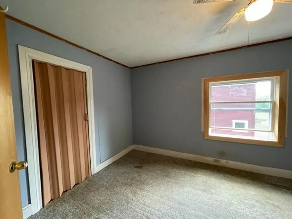 90 Swan Street Calais ME 04619