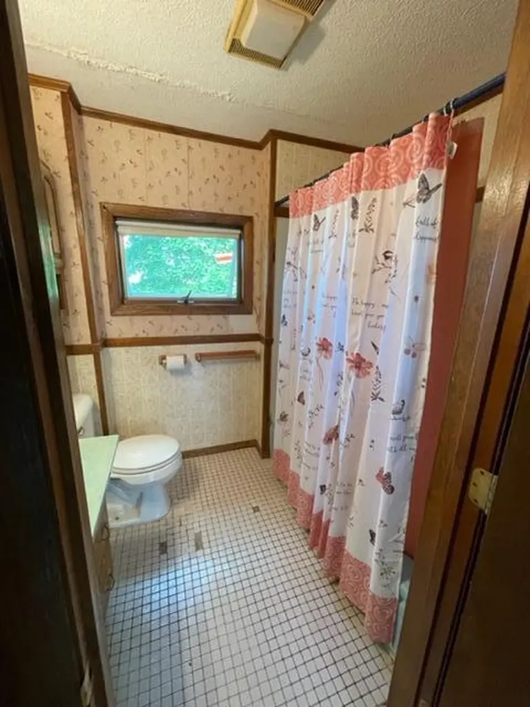 90 Swan Street Calais ME 04619