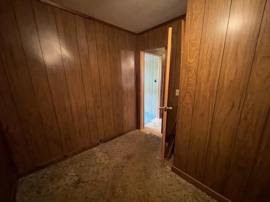 90 Swan Street Calais ME 04619