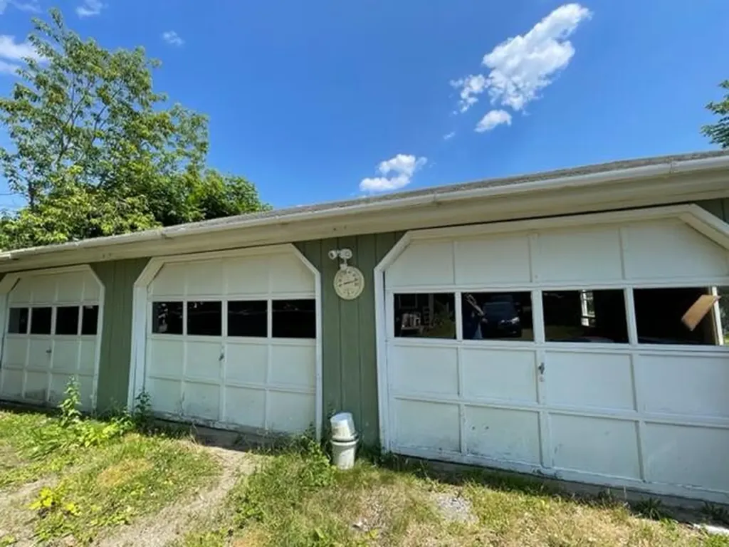 90 Swan Street Calais ME 04619