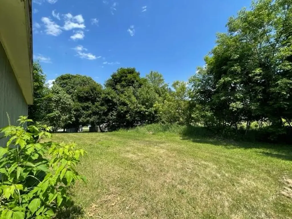 90 Swan Street Calais ME 04619