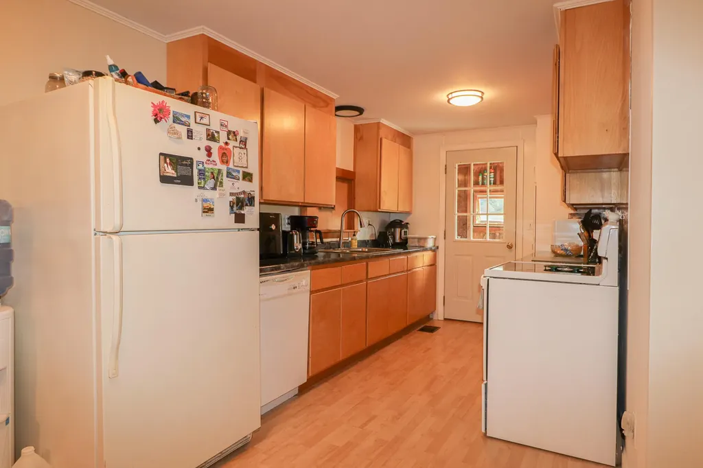 849 Canton Point Road Dixfield ME 04224