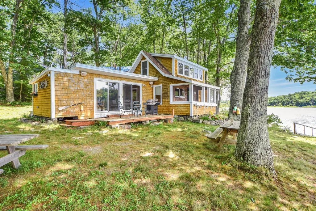 122 Frye Road Somerville ME 04348