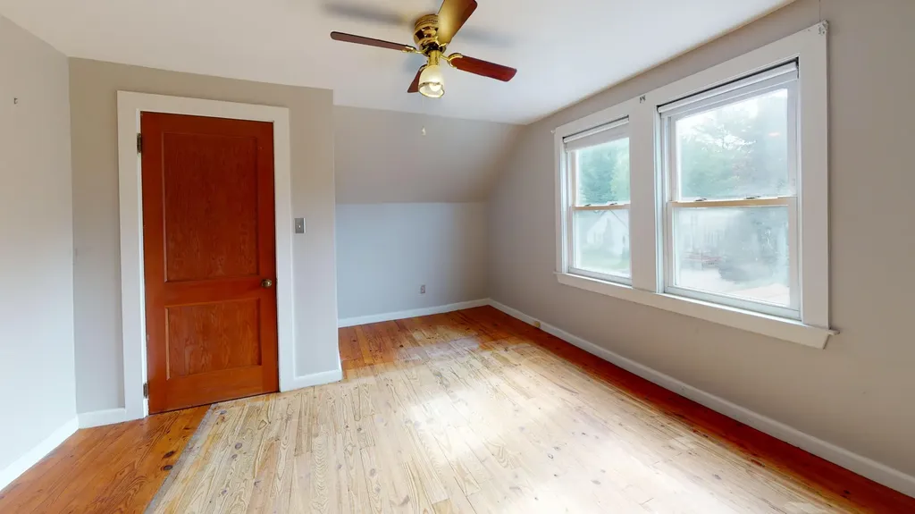 28 Tarr Avenue Lewiston ME 04240