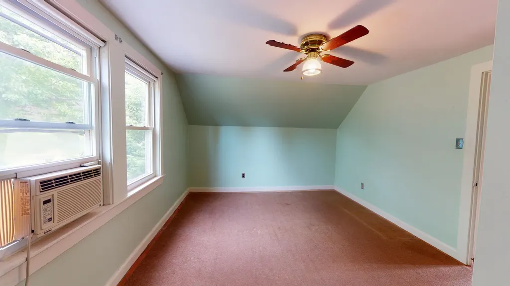28 Tarr Avenue Lewiston ME 04240