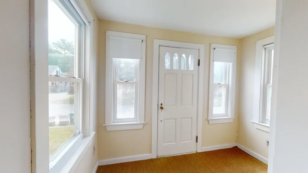 28 Tarr Avenue Lewiston ME 04240