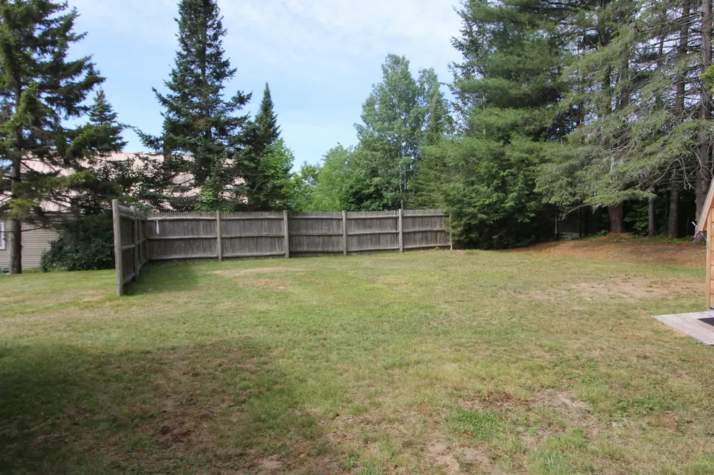 28 Tarr Avenue Lewiston ME 04240