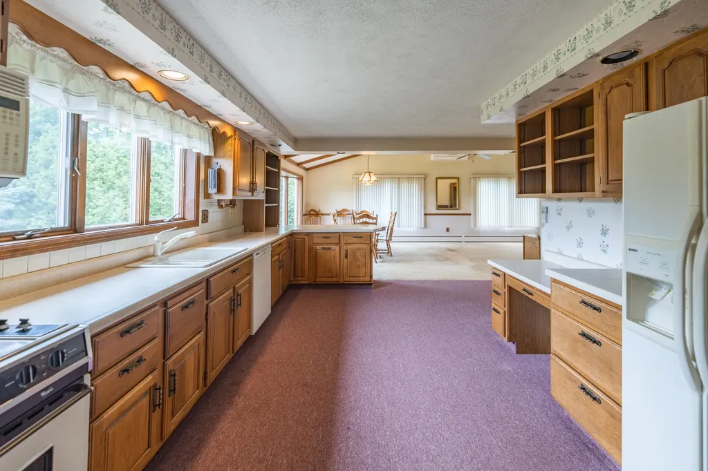 188 P Ridge Road Readfield ME 04355