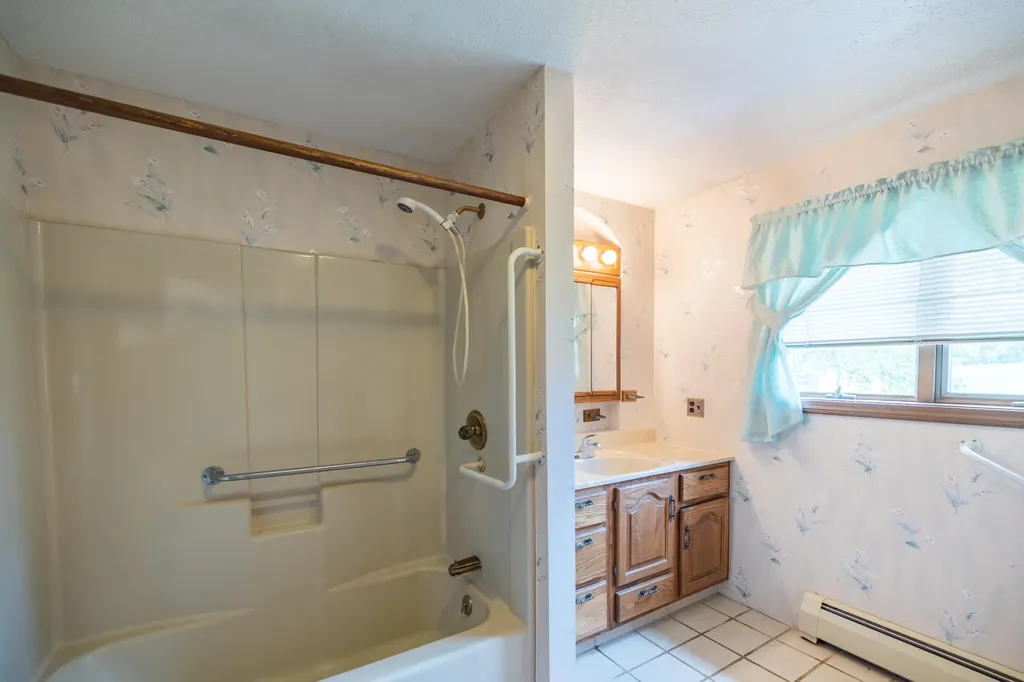 188 P Ridge Road Readfield ME 04355