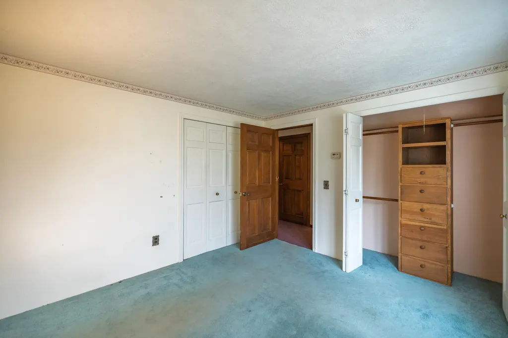 188 P Ridge Road Readfield ME 04355