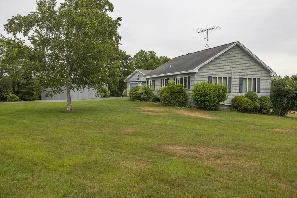 188 P Ridge Road Readfield ME 04355