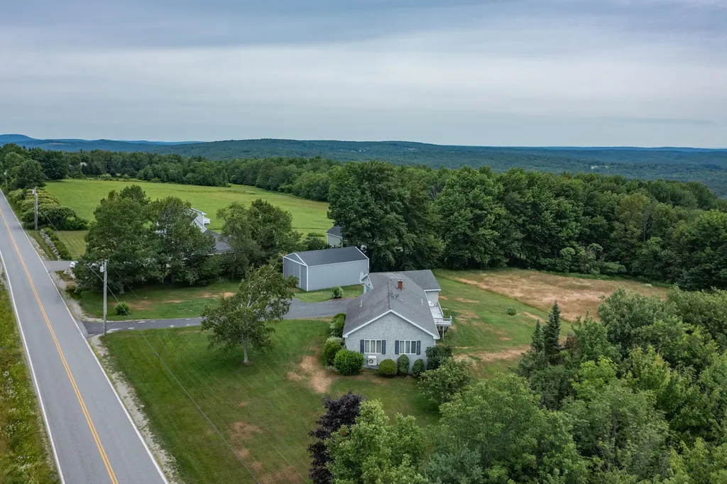 188 P Ridge Road Readfield ME 04355