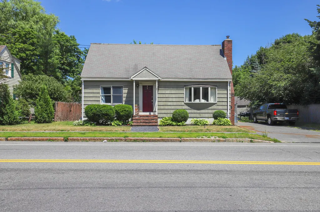 27 Stevens Avenue Portland ME 04102