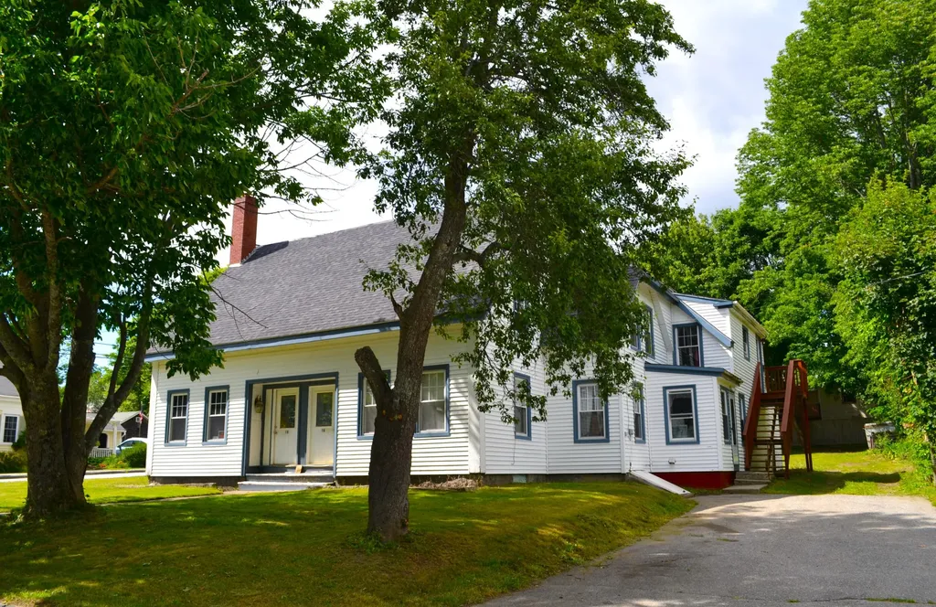 18 Oak Street Bucksport ME 04416