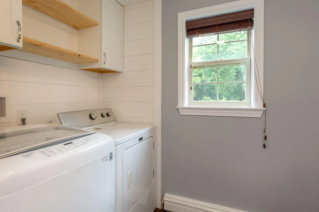 136 Indian Road Wiscasset ME 04578