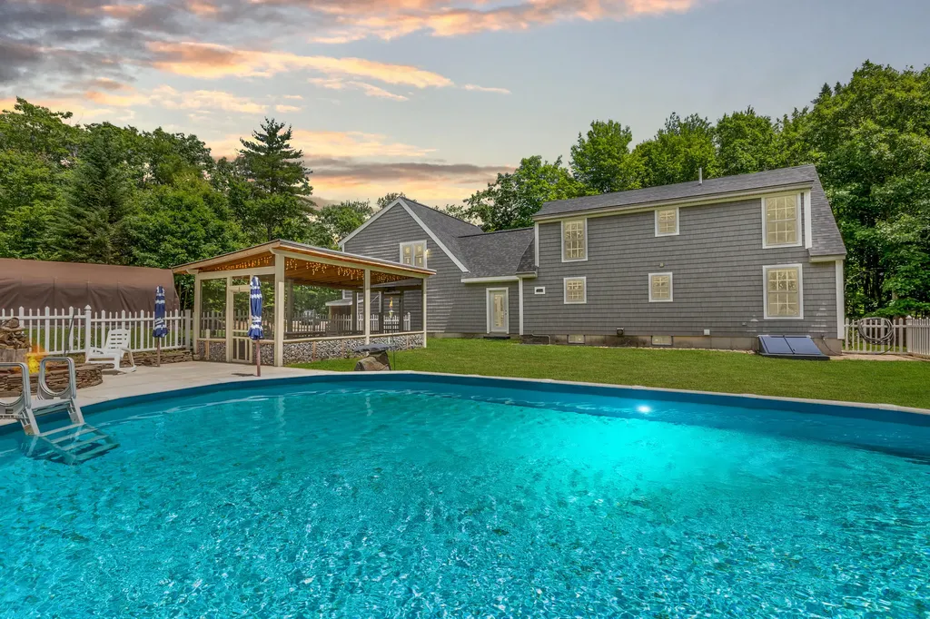 136 Indian Road Wiscasset ME 04578