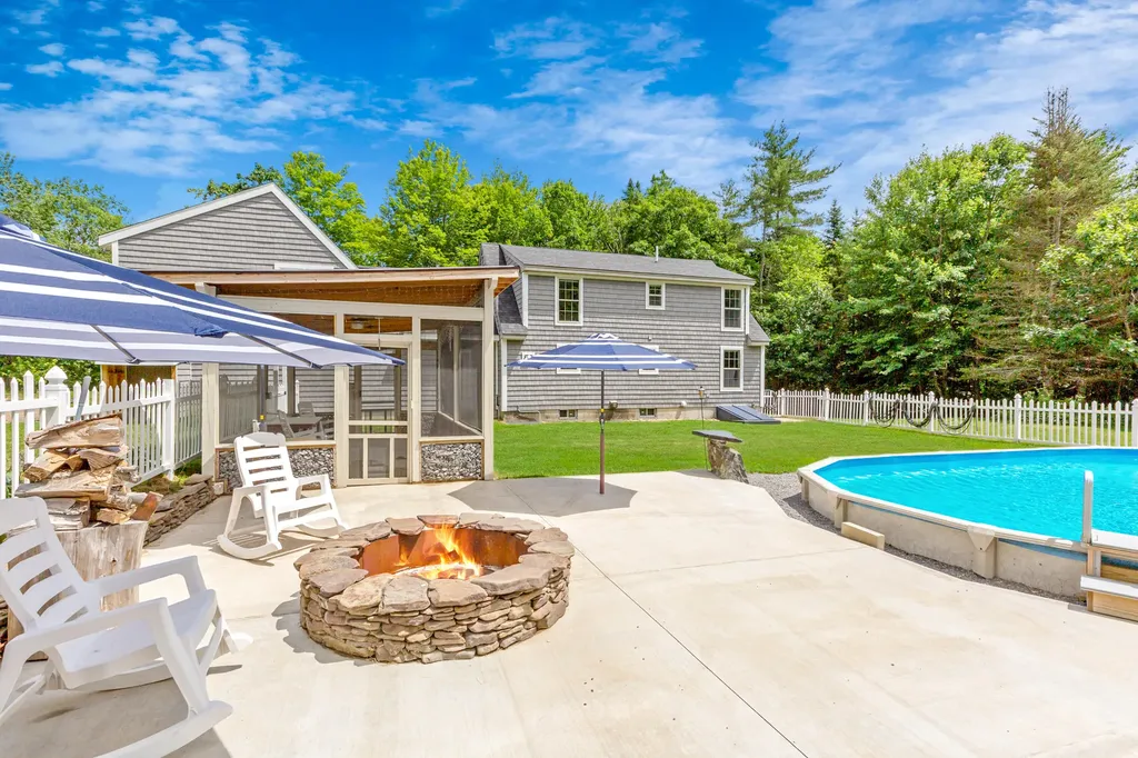 136 Indian Road Wiscasset ME 04578
