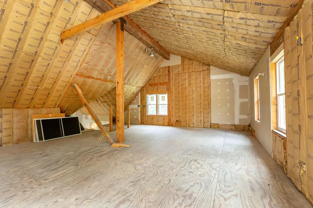 136 Indian Road Wiscasset ME 04578
