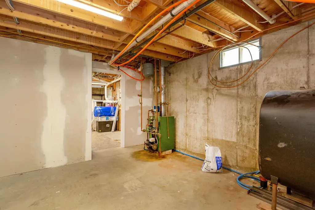 136 Indian Road Wiscasset ME 04578