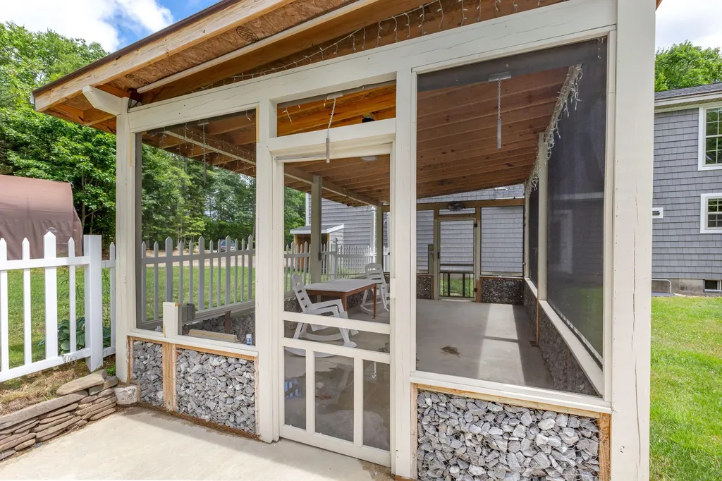 136 Indian Road Wiscasset ME 04578