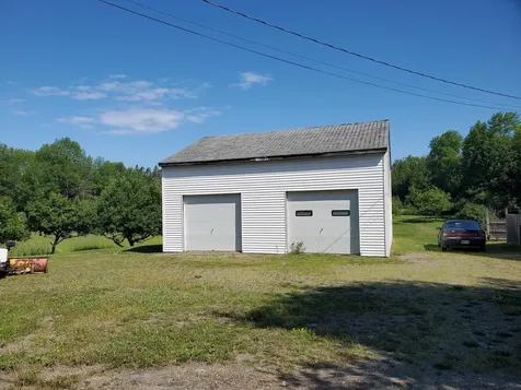 101 Cambridge Road Dexter ME 04930