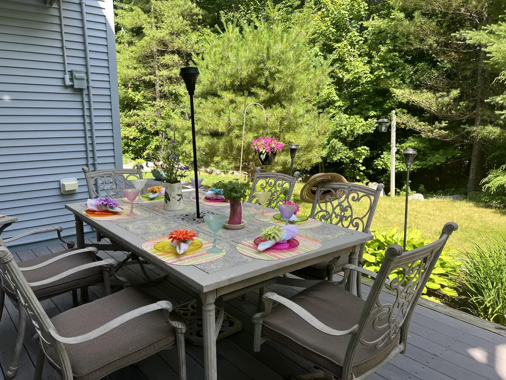 1006 Buck Hill Drive Veazie ME 04401