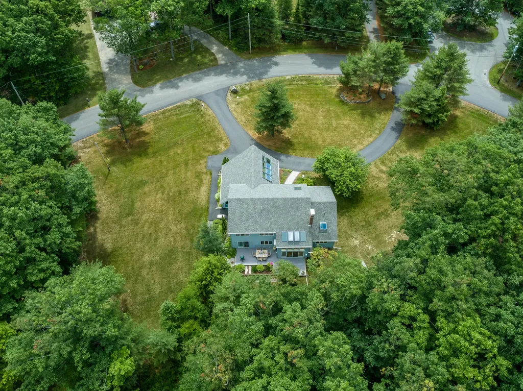 1006 Buck Hill Drive Veazie ME 04401