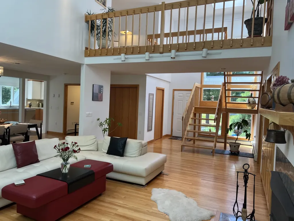 1006 Buck Hill Drive Veazie ME 04401