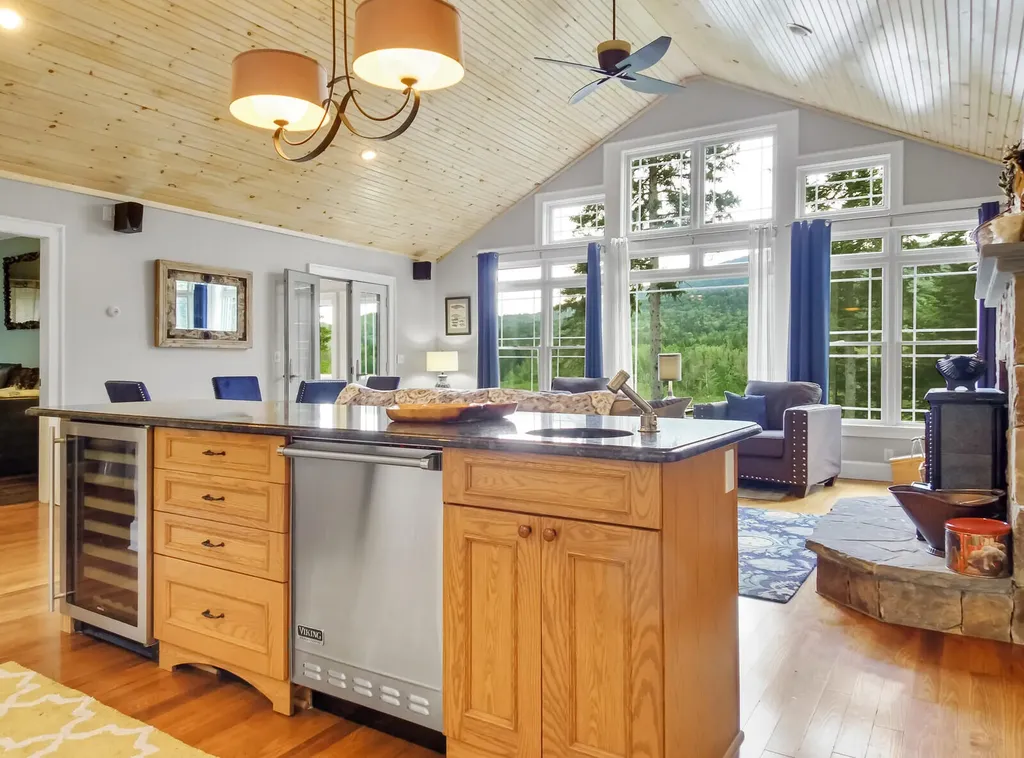 1322 Main Street Sandy River Plt ME 04970