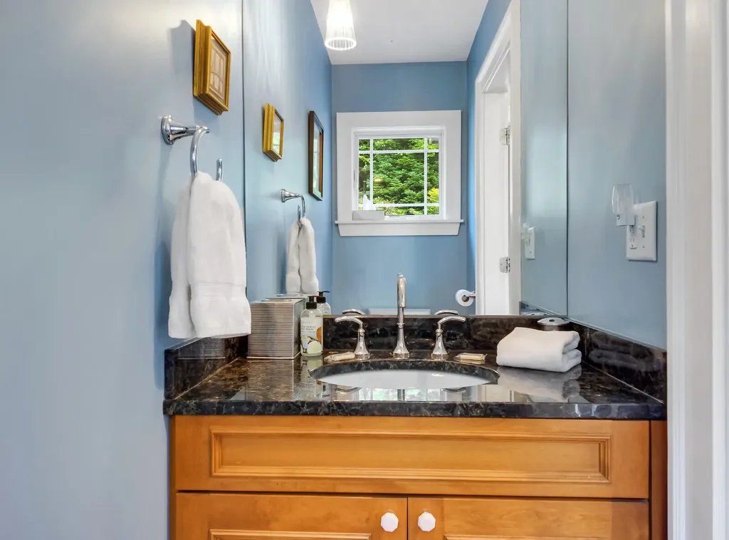1322 Main Street Sandy River Plt ME 04970