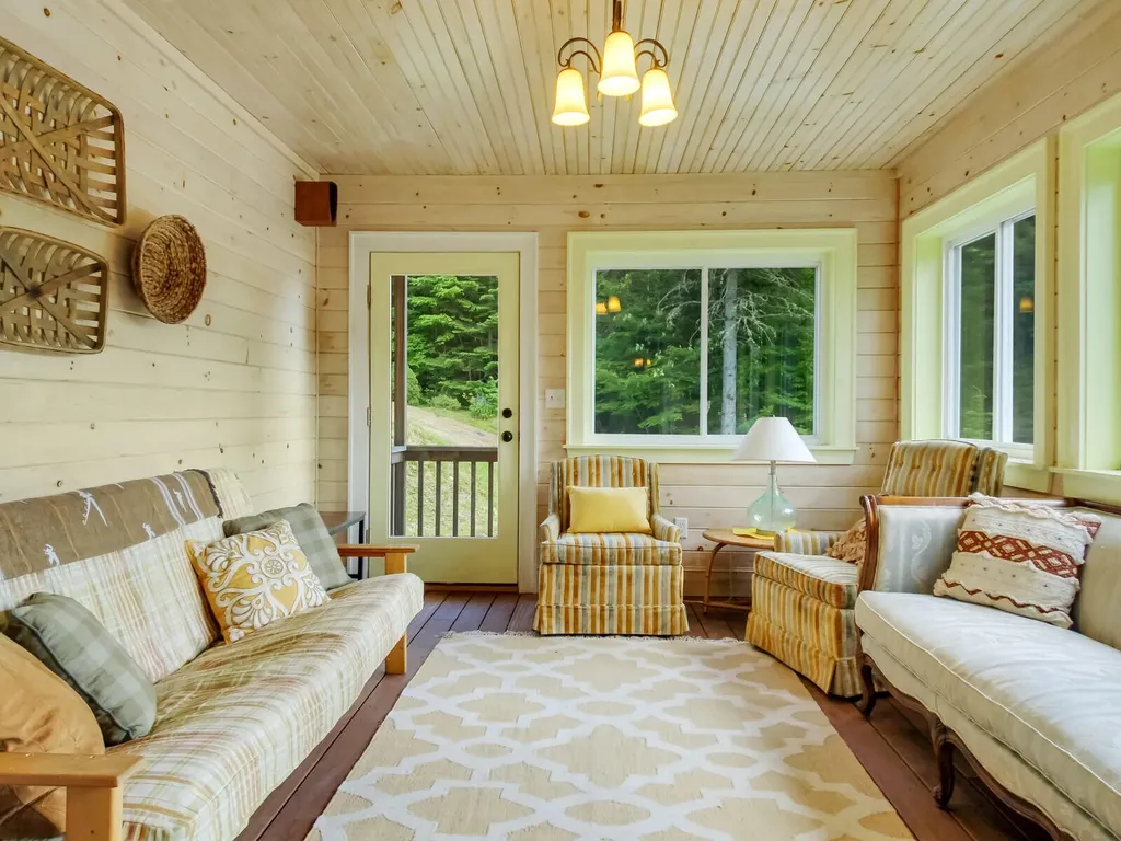 1322 Main Street Sandy River Plt ME 04970