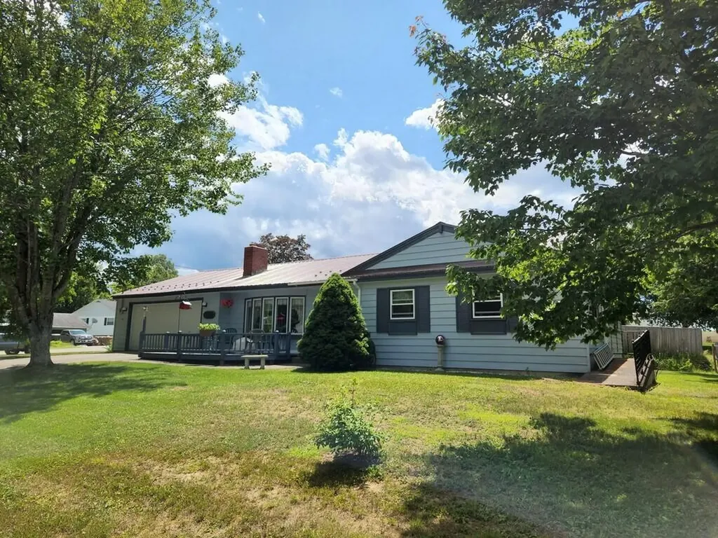 56 Grand Avenue Millinocket ME 04462