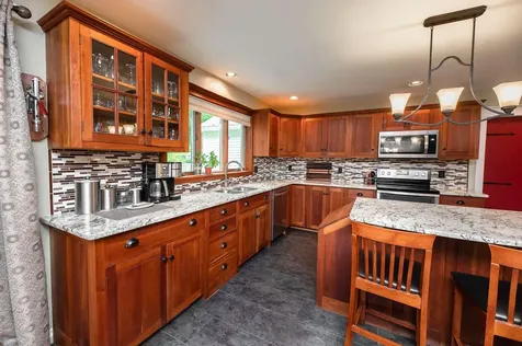 118 Applewood Drive Farmington ME 04938