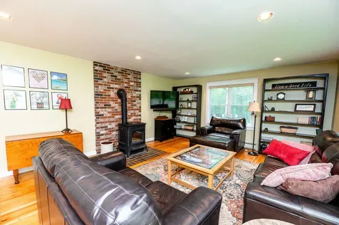 118 Applewood Drive Farmington ME 04938