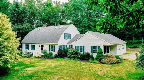 118 Applewood Drive Farmington ME 04938