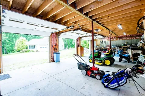 118 Applewood Drive Farmington ME 04938