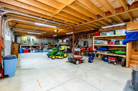 118 Applewood Drive Farmington ME 04938