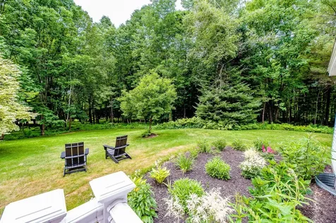 118 Applewood Drive Farmington ME 04938