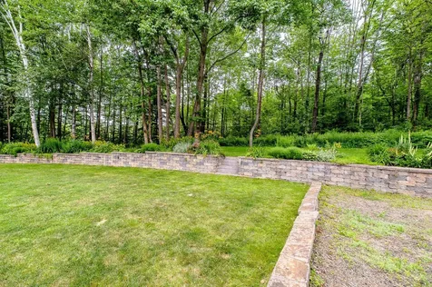 118 Applewood Drive Farmington ME 04938
