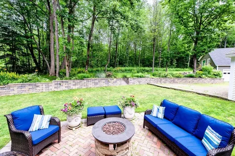 118 Applewood Drive Farmington ME 04938