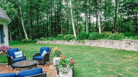 118 Applewood Drive Farmington ME 04938