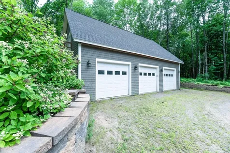 118 Applewood Drive Farmington ME 04938