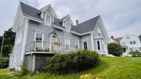 28 Summer Street Lubec ME 04652